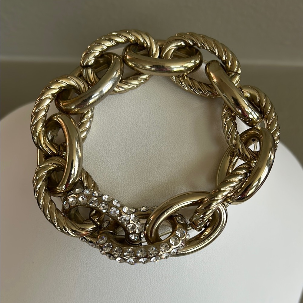 Gold Chain-Link Bracelet with Crystal Accents